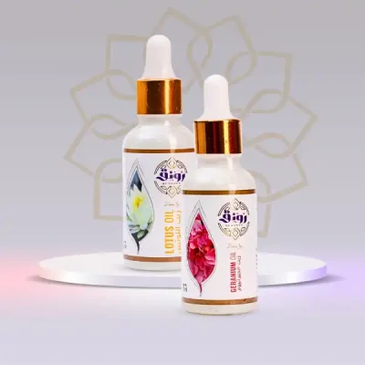 Femininity package Lotus Oil Geranium Oil