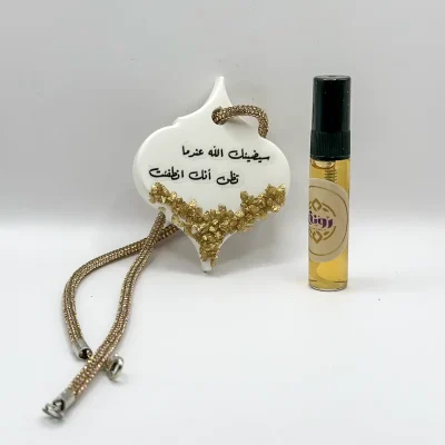 Car Diffuser Scent Of Rose and Oud معطر السيارة برائحة الورد والعود