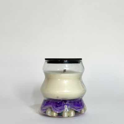 Zigzag Lavender/Violet pearls Candle